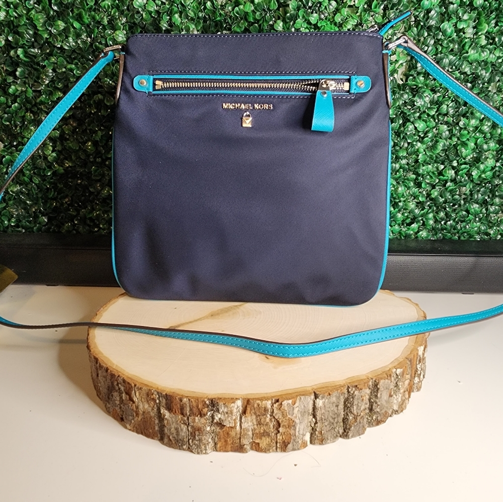 Michael Kors Kelsey Smooth Nylon Zip-Closure Slim Bag - NAVY BLUEwith Teal trim